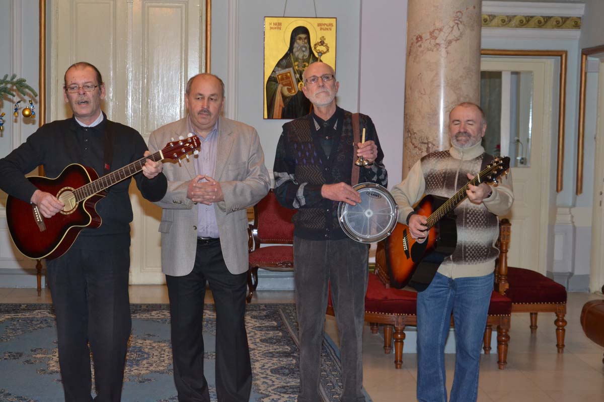 Colindători la Reşedinţa Mitropolitană - Colindători de la Palatul Culturii