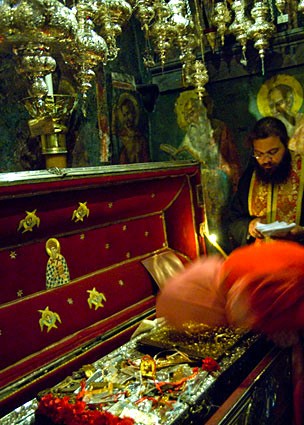 Moaştele Sfântului Ierarh Spiridon