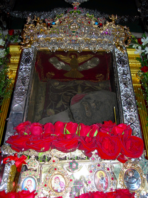 Moaştele Sfântului Ierarh Spiridon