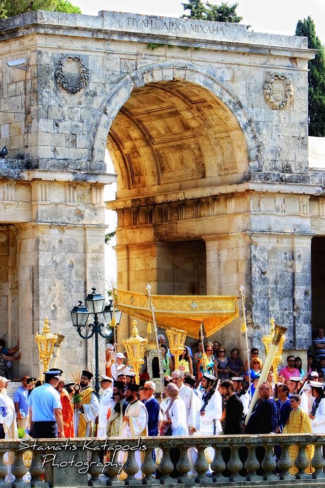 Procesiune cu moaştele Sfântului Ierarh Spiridon