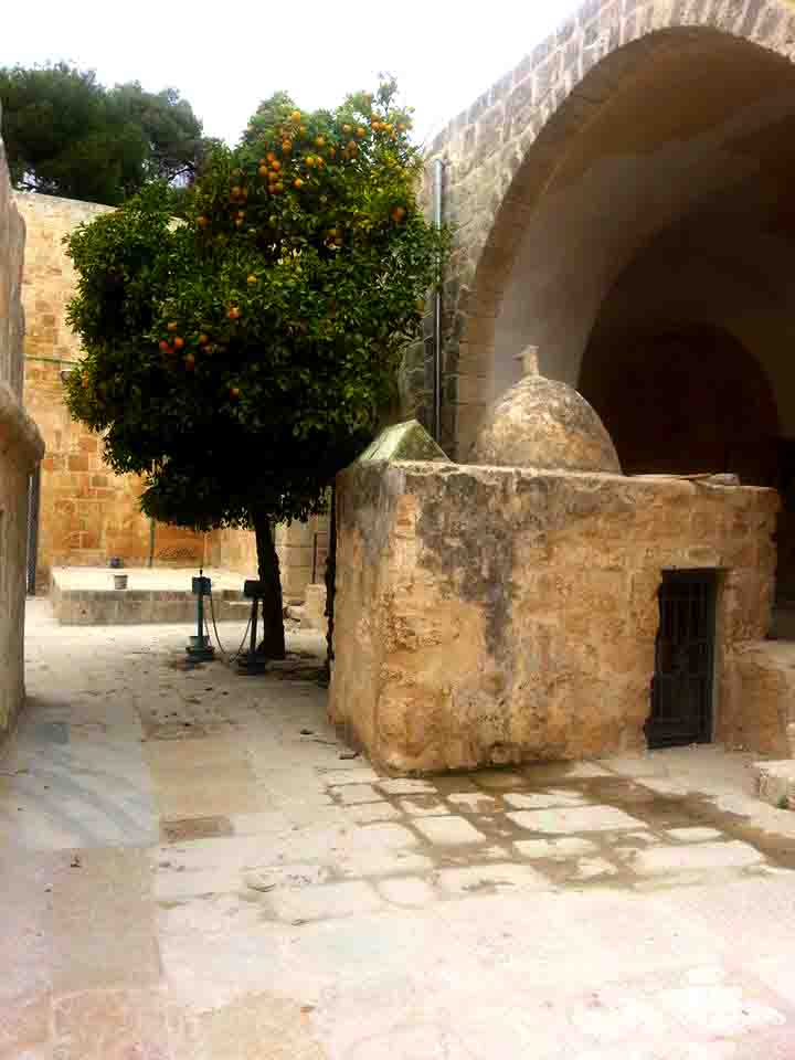 Temniţa în care a fost ţinut Sfântul Ioan Botezătorul înainte sa i se taie capul