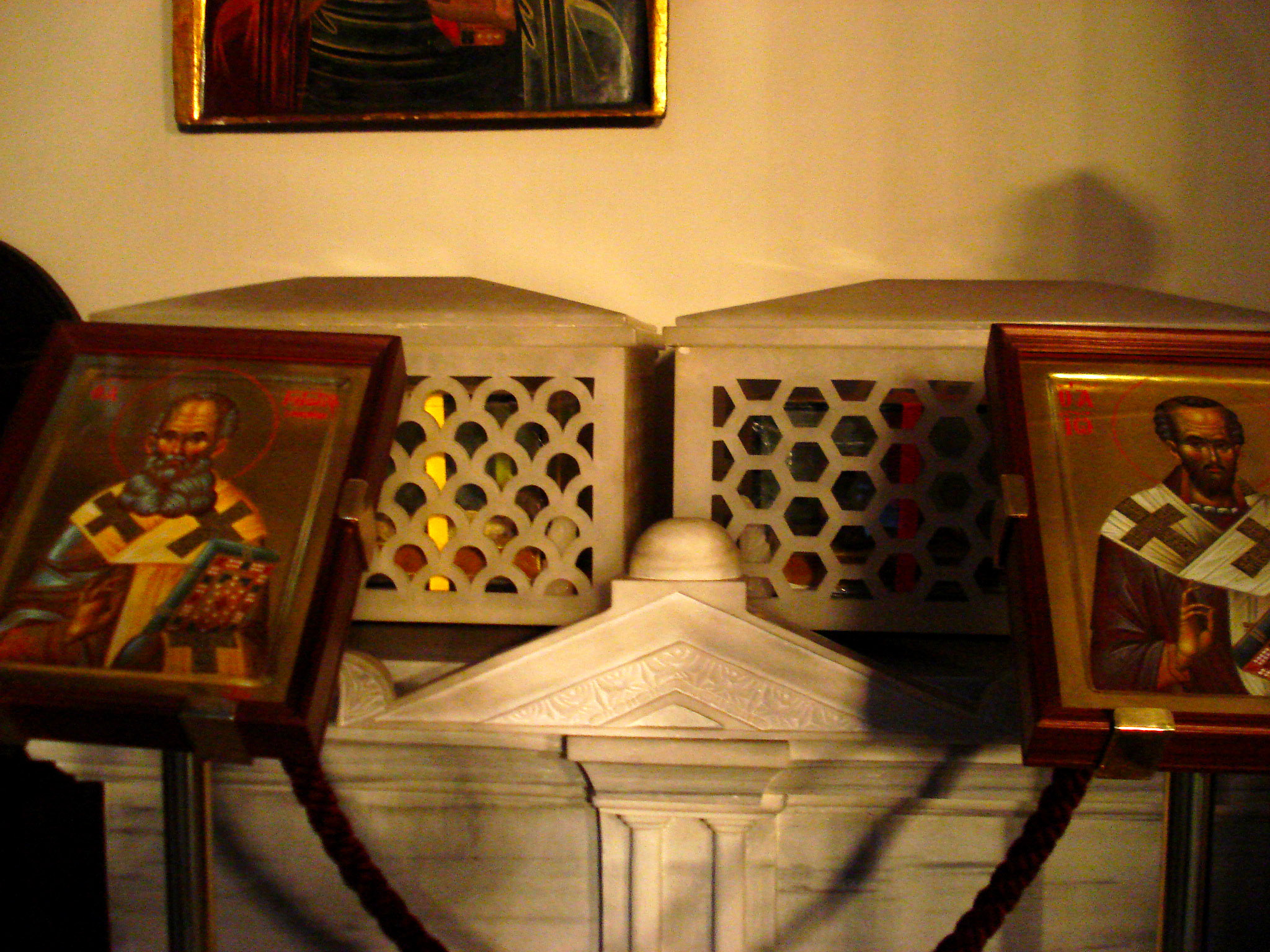 Moaștele Sfinților Grigorie Teologul și Ioan Gură de Aur - Catedrala Sfantul Gheorghe, Patriarhia Ecumenica de Constantinopol (actualul Istanbul), Turcia