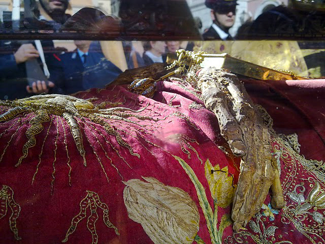 Moaştele Sfintei Teodora împărăteasa