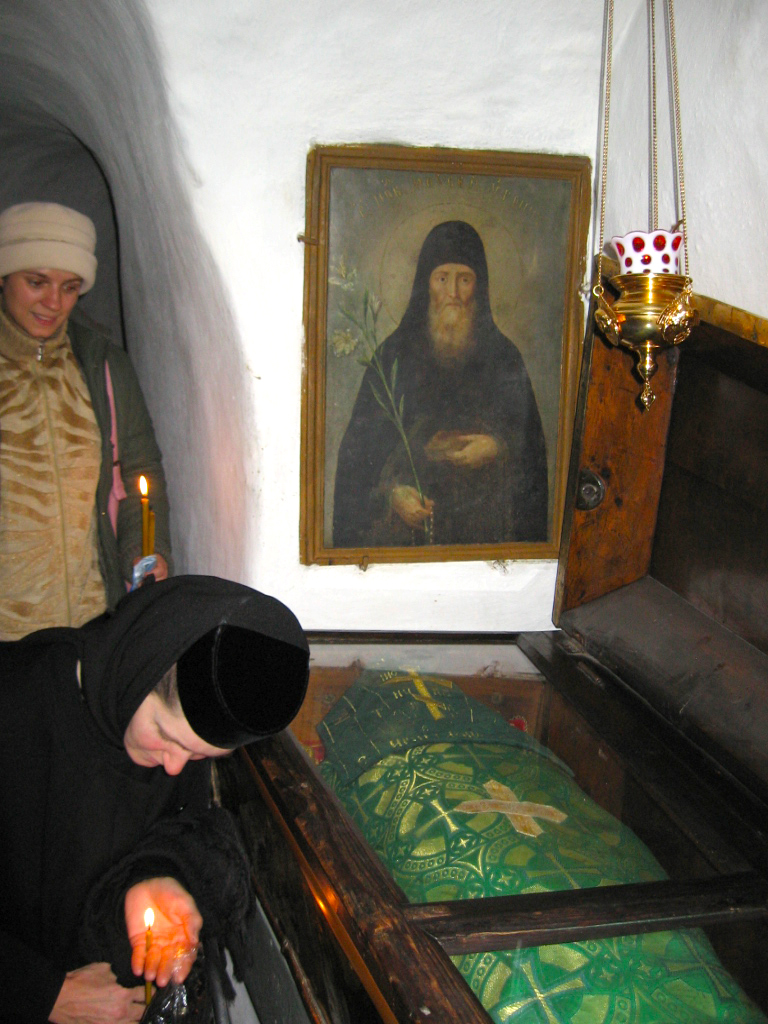 Moaştele Cuviosului Moise Ungurul