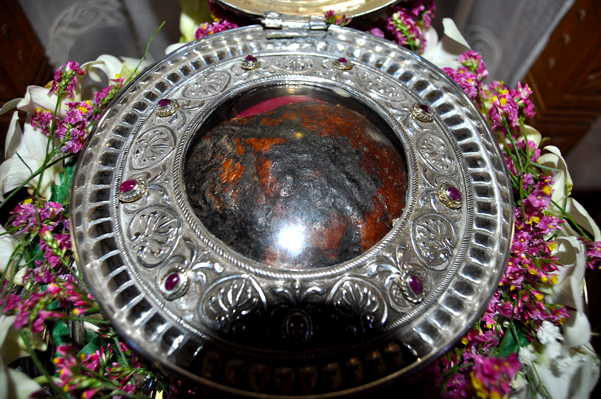 Moaștele Sfintei Mari Mucenițe Irina, aflate în Patras, Grecia Moaștele Sfintei Mari Mucenițe Irina