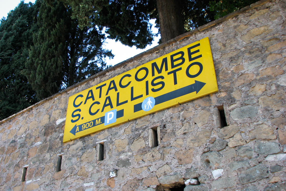(Foto) Catacombele Sfântului Calist din Roma – Cripta Sfintei Muceniţe Cecilia