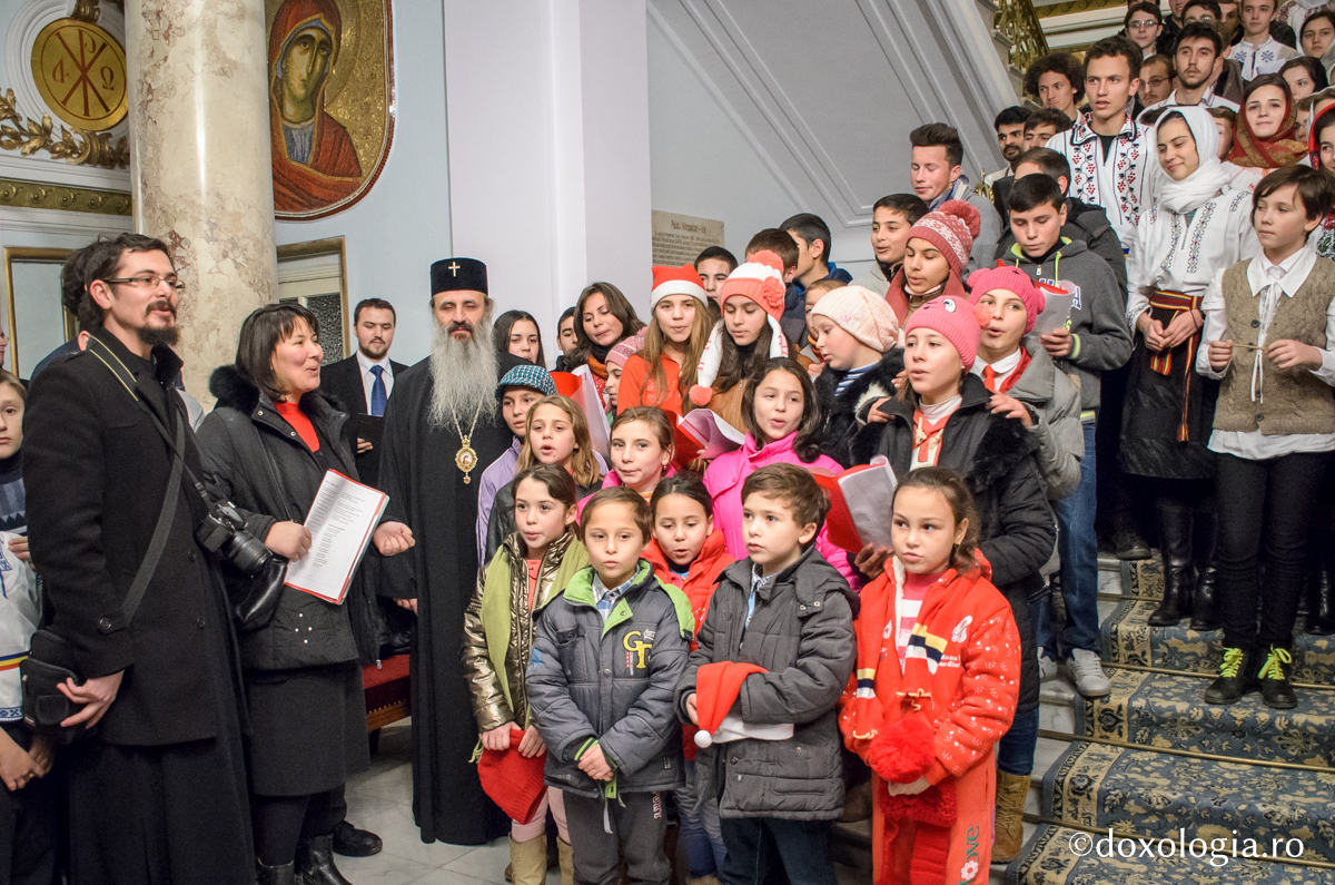 Colindători la Reședința Mitropolitană - filialele ATOR: Iași, Tg. Neamț, Roznov, Pașcani, Holm, Podoleni și Belcești