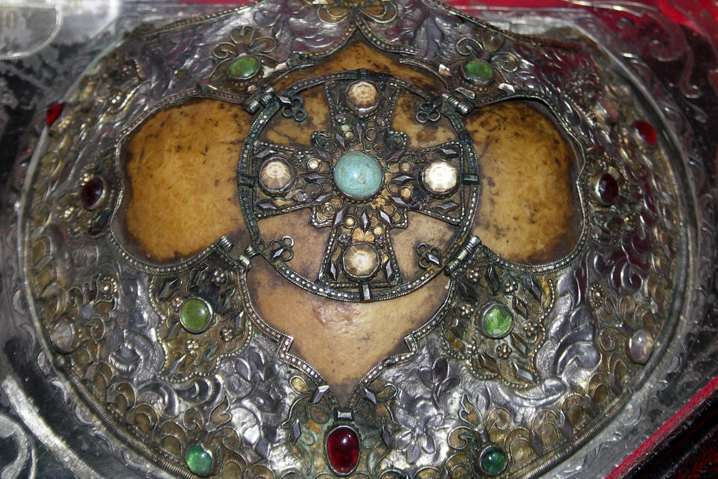 Moaştele Sfântului Sfințit Mucenic Ipatie, Episcopul Gangrei