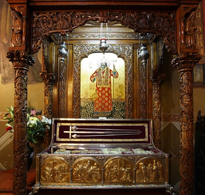 Moaştele Sfântului Ierarh Calinic de la Cernica, Episcopul Râmnicului