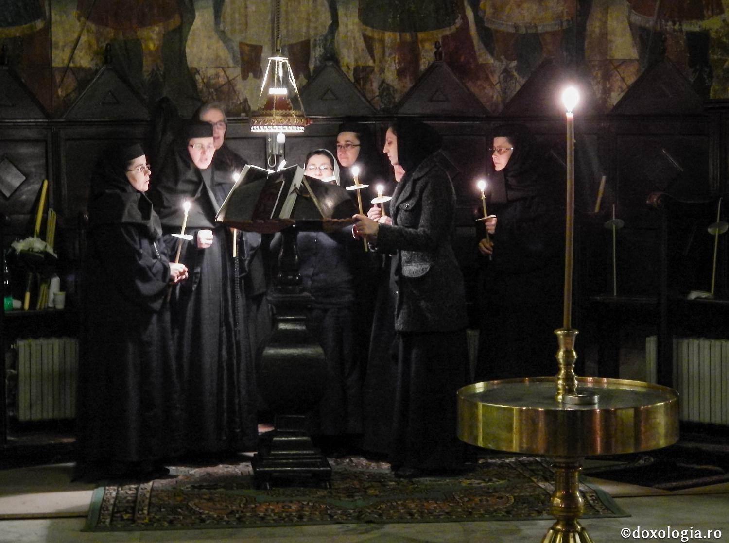 Care sunt condițiile pentru a intra într-o mănăstire de maici?