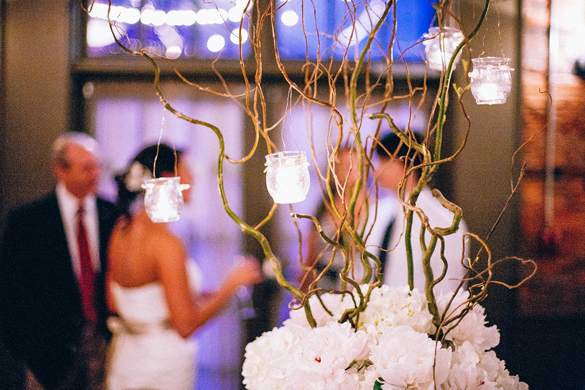 Îmi pot schimba nașii de cununie? Există o slujbă pentru așa ceva?