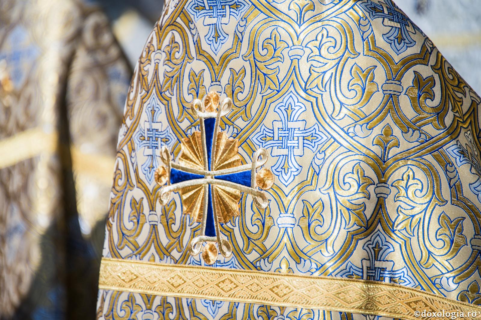 Este păcat să mergem la un preot caterisit de episcopul nostru?