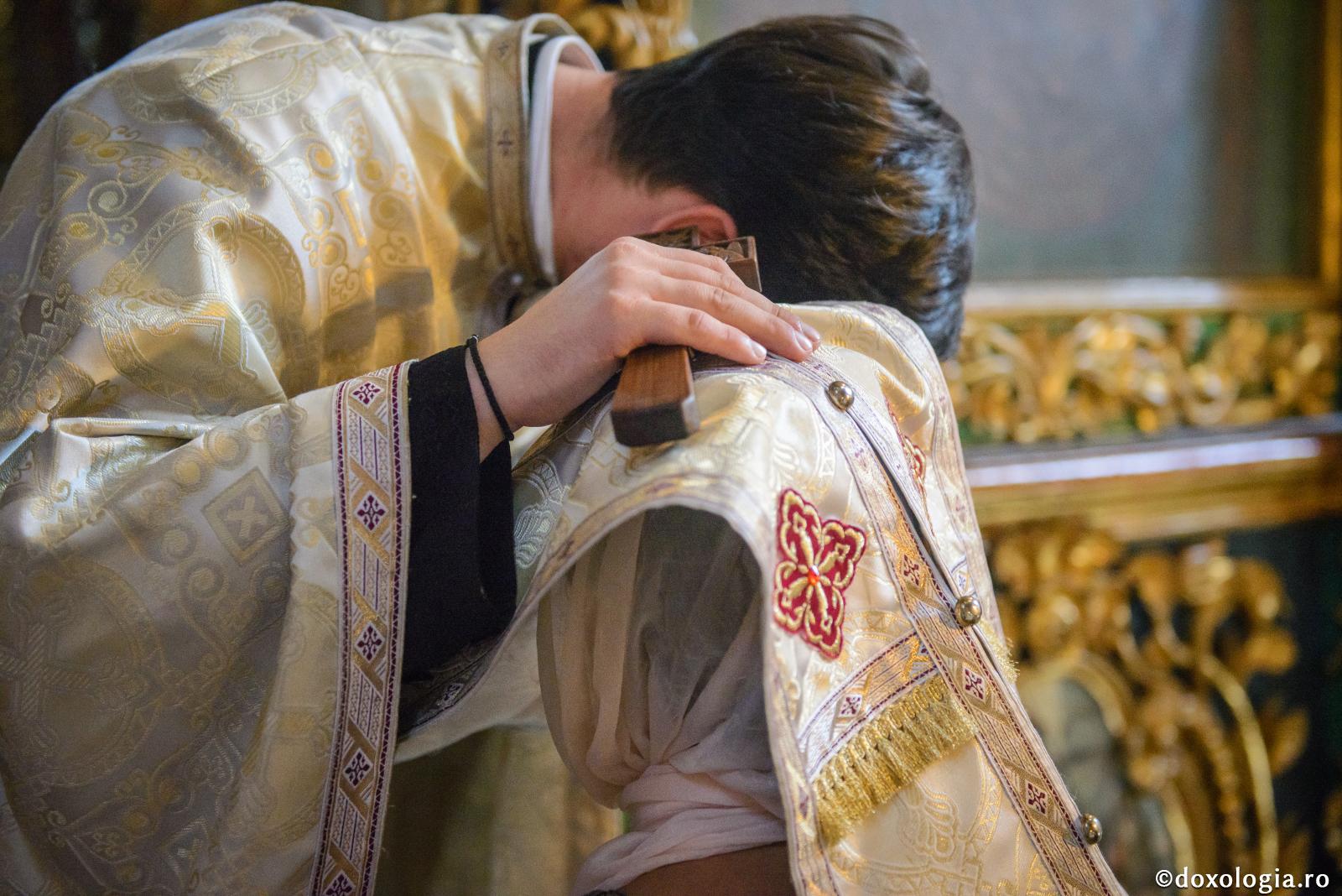 E păcat dacă m-am împărtășit, deși mi-am amintit înainte păcate nespovedite?