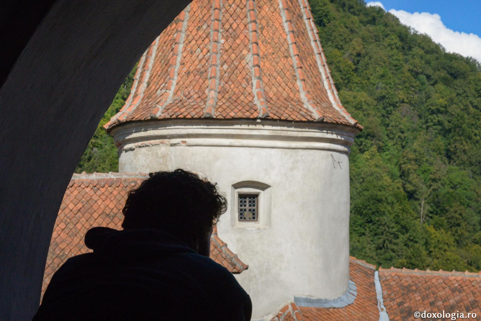 Fosta prietenă a avortat fără să îmi spună că aveam un copil. Ce pot să fac în această situație?