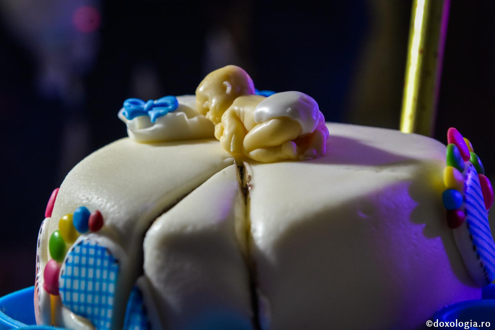 Pot face petrecere de botez în zi de post?