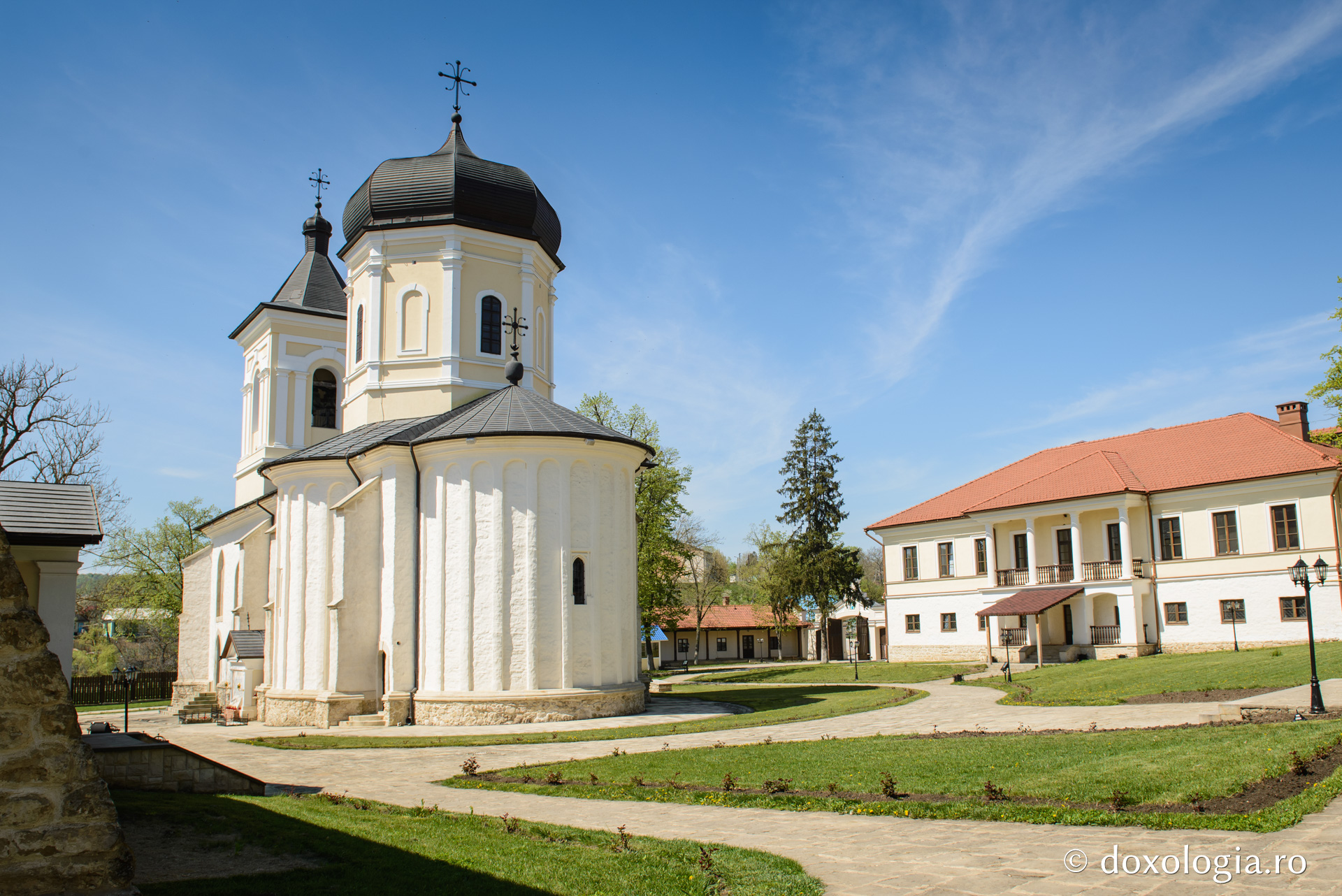 Mănăstirea Căpriana – Republica Moldova | Doxologia