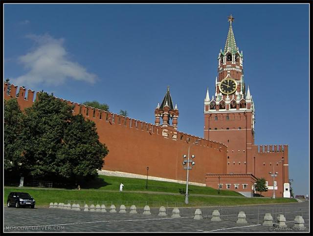 Fresce vechi descoperite în turnurile Kremlinului