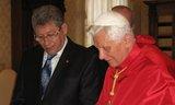 Papa Benedict al XVI-lea, invitat în Republica Moldova de către președintele interimar Mihai Ghimpu, cu ocazia unei întrevederi