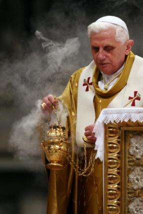 &quot;Creștinismul este izvorul identității europene&quot; - afirmă Papa Benedict XVI