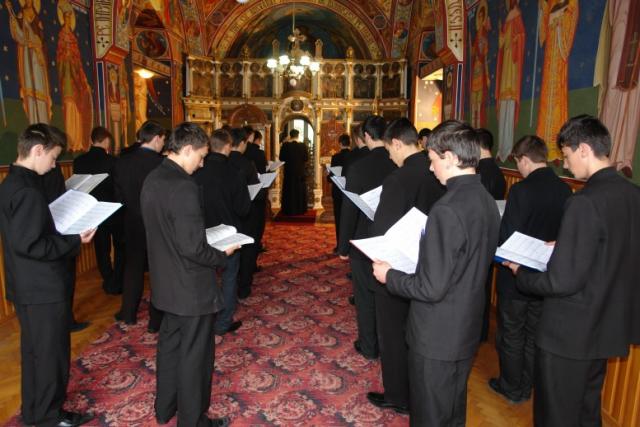 Concursul de admitere la seminariile teologice ale eparhiilor din Mitropolia Moldovei și Bucovinei