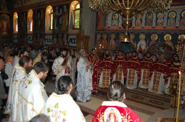 Mănăstirea Pângărați și-a serbat primul hram din acest an