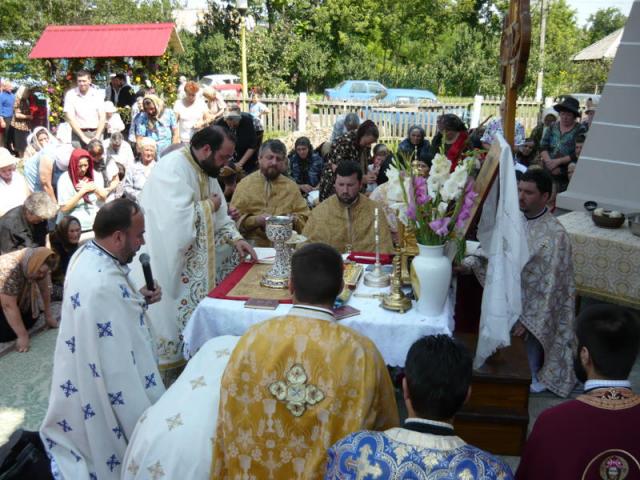 Sfântul Cuvios Ioan Iacob de la Neamț, în procesiune prin locurile natale