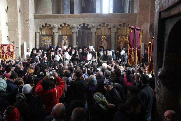 Delegația Patriarhiei Române în Georgia: Înaltpreasfințitul Laurențiu, la sărbătoarea Catedralei Svetitskhoveli