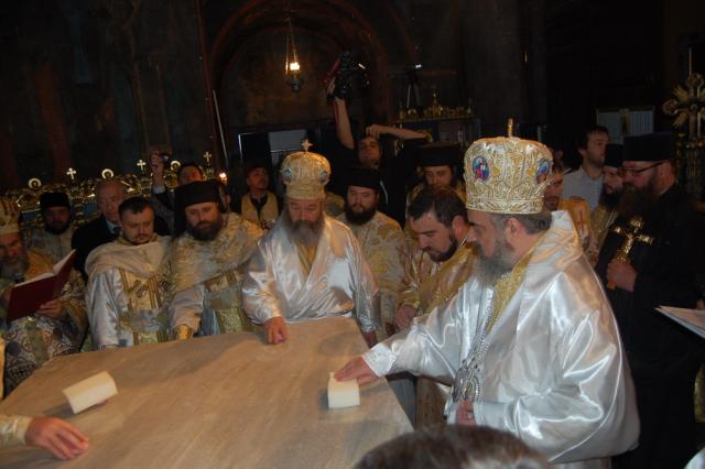 Patriarhul României a resfințit Biserica Mănăstirii Golia