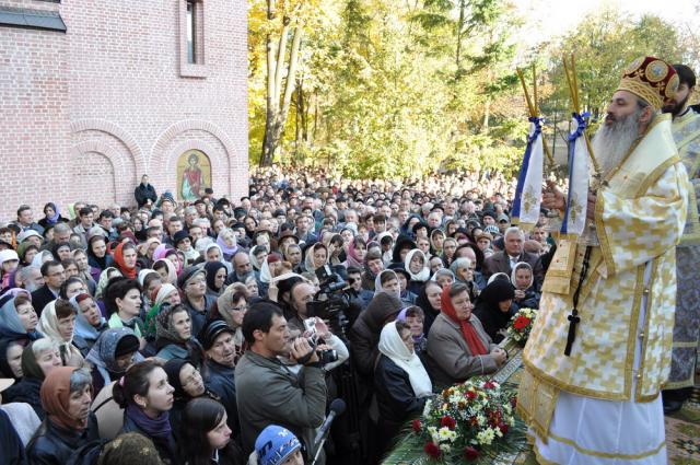 Sfințirea Bisericii “Sf. Vasile cel Mare” din Botoșani