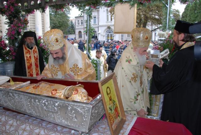 Preafericitul Părinte Patriarh Daniel va efectua o vizită canonică în Mitropolia Moldovei și Bucovinei (2010)