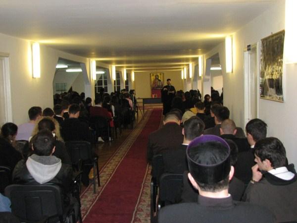 ASCOR Galați a organizat conferința „Lumina Tainei Sfântului Botez în urcuşul spre Înviere”
