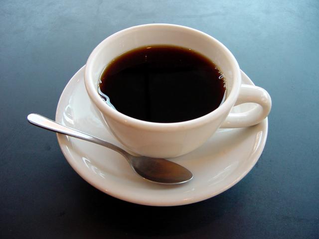 Cafeaua la capsulă, toxică faţă de cea preparată normal