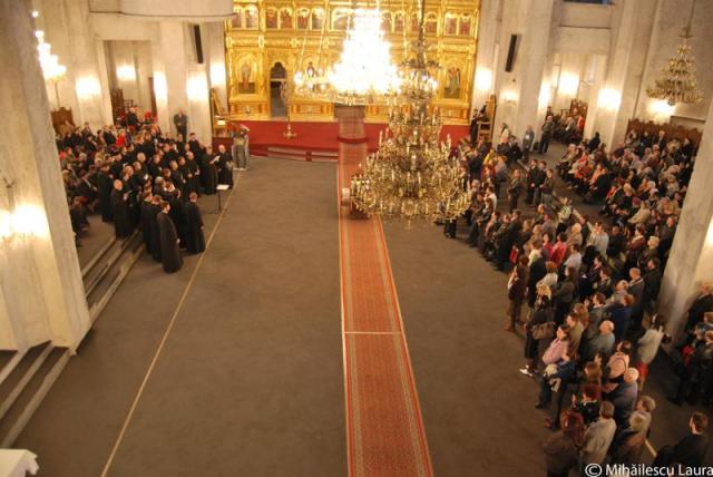 Corala preoţilor Arhiepiscopiei Aradului a concertat la Catedrala arhiepiscopală