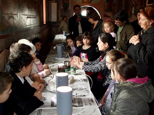 Postul Mare în Moldova: „Vin Paştile“ cu obiceiuri şi colinde creştine