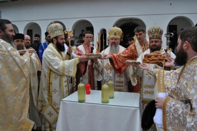 Episcopul Veniamin Nistor a fost pomenit la Alba Iulia