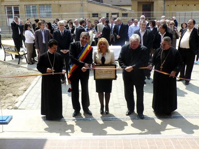 Inaugurarea Căminului pentru persoane vârstnice din Caransebeş