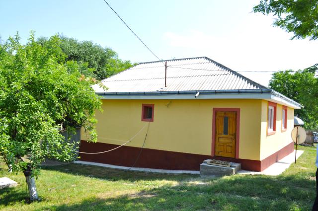 Binecuvântare arhierească în parohia Giurgeşti