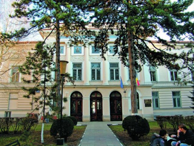 Procedura obținerii binecuvântării pentru admiterea la master, la Facultatea de Teologie din Iași