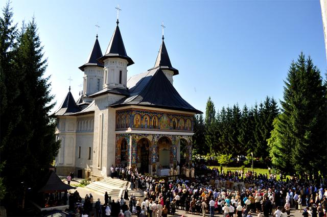 Hramul Seminarului Teologic Liceal Ortodox de la Mănăstirea Neamţ