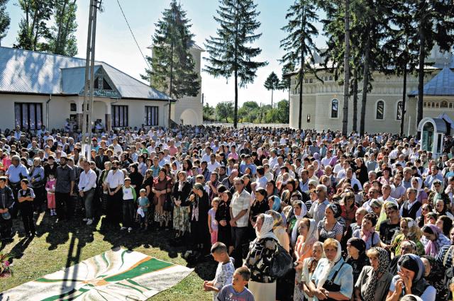 20 de ani de jertfă la biserica parohiei Dumbrăviţa-Ruginoasa
