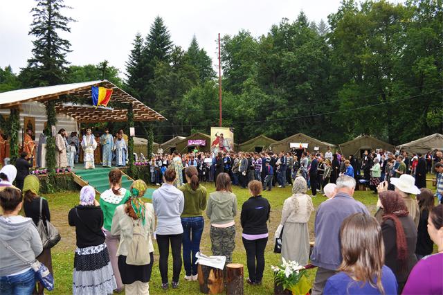 „Ţara, Biserica, lumea şi Cerul au nevoie de oameni curaţi şi bine pregătiţi“
