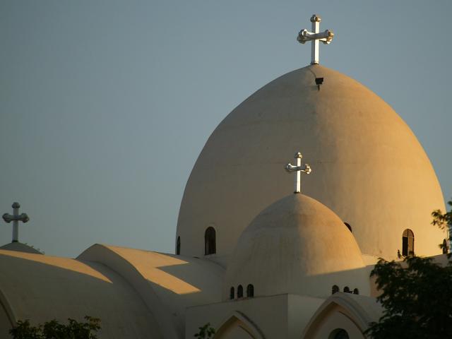 Persecuţiile au obligat 100 000 de creştini să fugă din Egipt din martie 2011