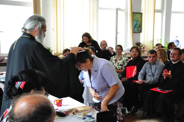 „Să găsiţi cele mai bune căi de a sădi în tineri învăţătura lui Hristos!“