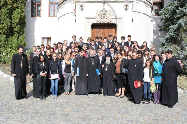 Corul „Carmina Coziae” va reprezenta Oltenia la Concursul „Lăudaţi pe Domnul”
