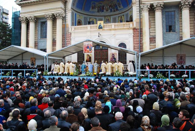 Programul Sărbătorii Sfintei Parascheva - 2011