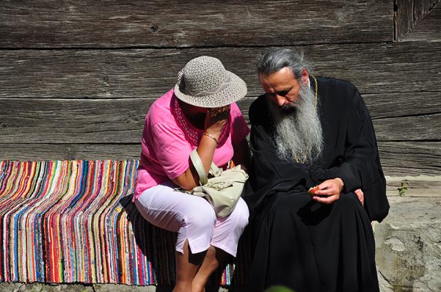 Înalt Preasfinţitul Părinte Teofan împlineşte astăzi 52 de ani