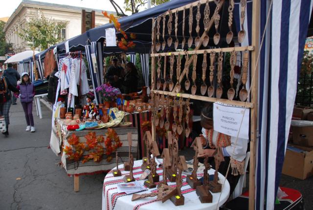 Meşteri şi meşteşuguri tradiţionale din Moldova