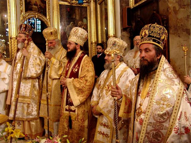 Ziua cea mai lungă în cetatea eternă a Ortodoxiei (2005)