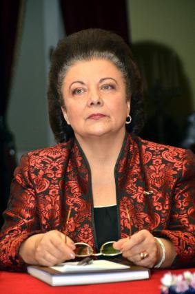 Elena Cuza, un destin închinat ţării şi celor neajutoraţi