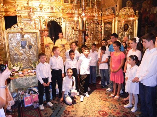 Biserica Olari din Bucureşti a organizat programul "Dăruind vei dobândi"